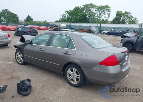 2007 Honda Accord 2.4 Ex from USA, damaged, VIN 1HGCM55787A031992